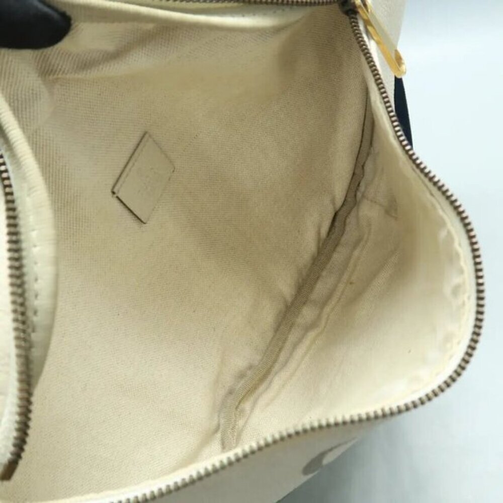 Authentic Gucci Logo Belt Bag Medium White Leather GG Waist Bag Crossbody - Picture 9 of 12